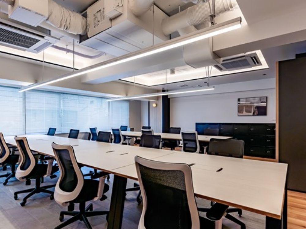 千代田区九段南のセットアップオフィス物件（市ヶ谷駅徒歩3分、約30坪）