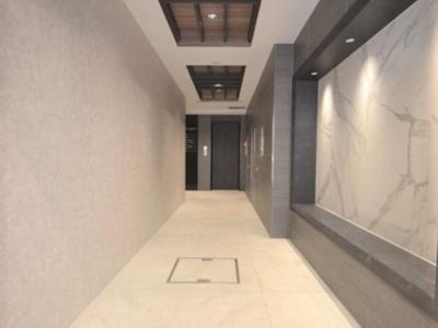 中央区築地のセットアップオフィス物件（新富町駅徒歩1分、約25坪）