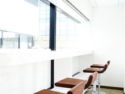 港区芝大門のオフィス物件（大門駅徒歩3分）