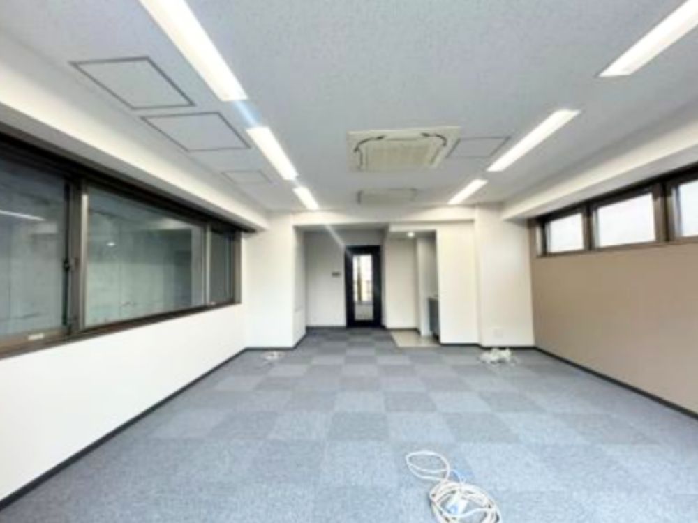 中央区日本橋のセットアップオフィス物件（日本橋駅徒歩2分、約20坪）