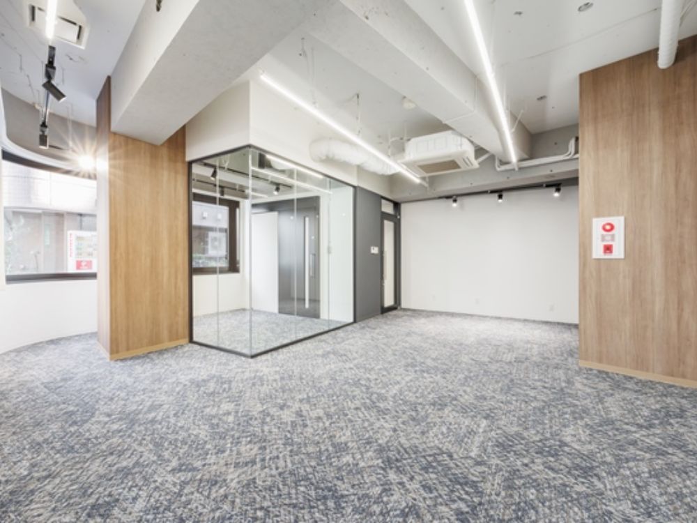 文京区本郷のセットアップオフィス物件（本郷三丁目駅徒歩3分、約15坪）