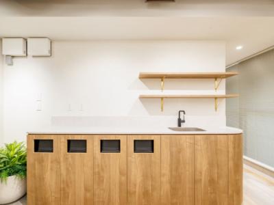 千代田区神田神保町のフルセットアップオフィス物件(神保町駅徒歩2分、約30坪)