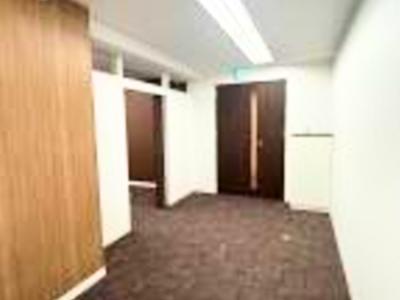 港区三田の居抜きオフィス物件(三田駅徒歩6分、約40坪)