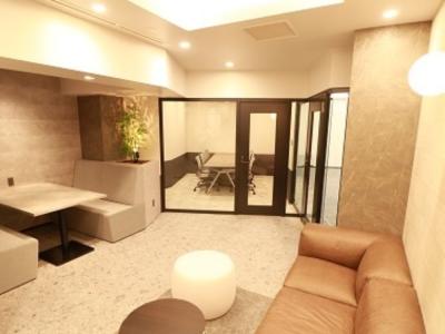 千代田区神田東松下町のセットアップオフィス物件（岩本町駅徒歩3分、約40坪）