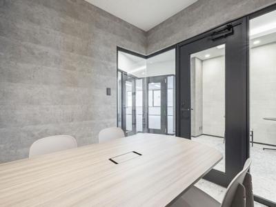 千代田区神田東松下町のセットアップオフィス物件（岩本町駅徒歩3分、約40坪）