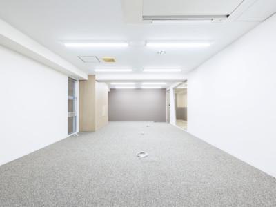 港区東新橋のセットアップオフィス物件(汐留駅徒歩2分、約30坪)