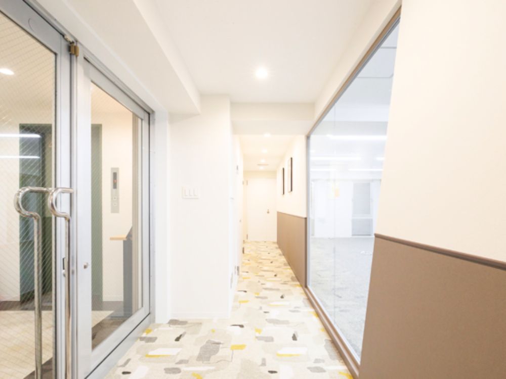 港区東新橋のセットアップオフィス物件（汐留駅徒歩2分、約30坪）