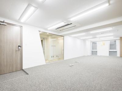 港区東新橋のセットアップオフィス物件（汐留駅徒歩2分、約30坪）