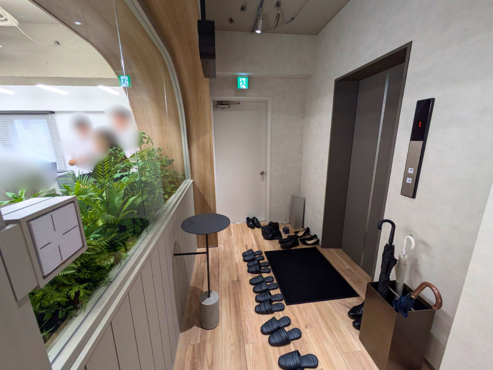 千代田区神田司町のセットアップオフィス物件（淡路町駅徒歩1分、約25坪）