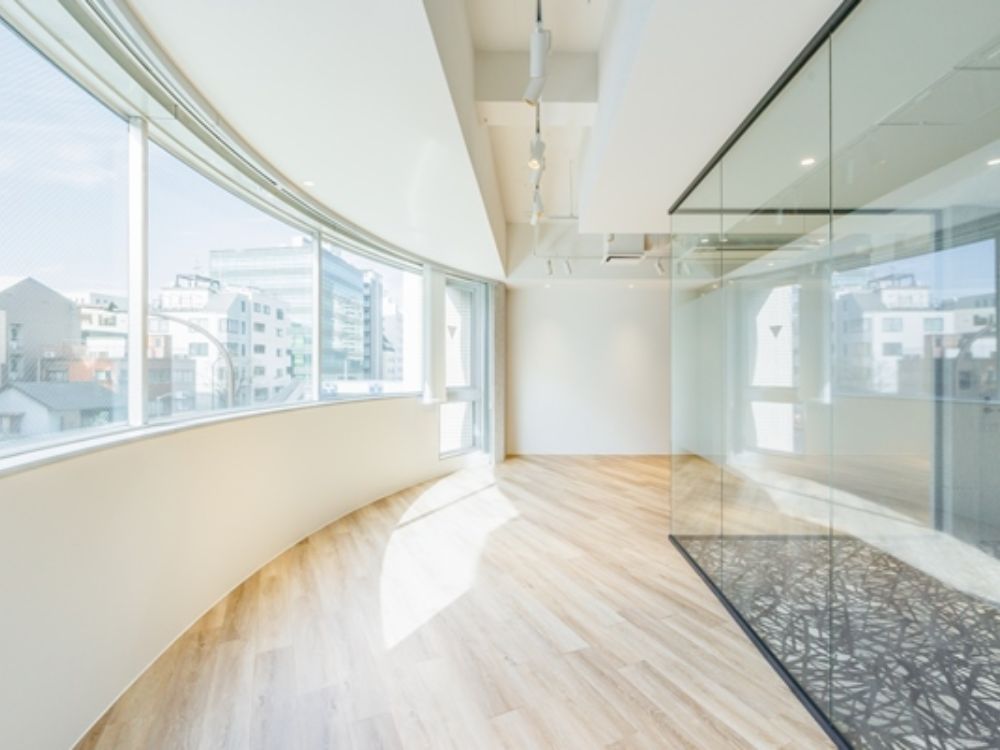 目黒区中目黒のセットアップオフィス物件（中目黒駅徒歩7分、約75坪）