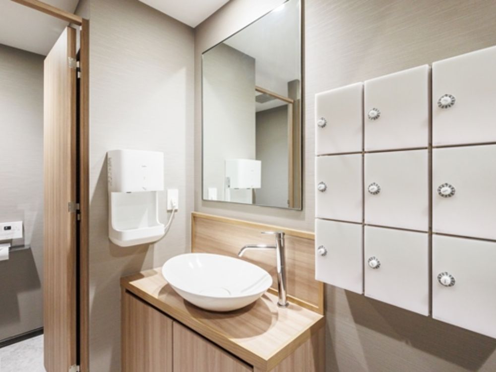 目黒区中目黒のセットアップオフィス物件（中目黒駅徒歩7分、約75坪）