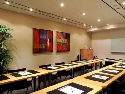 中央区日本橋のオフィス物件（茅場町駅徒歩2分）