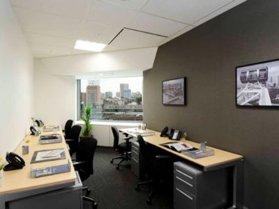 港区港南のオフィス物件(品川駅徒歩3分)