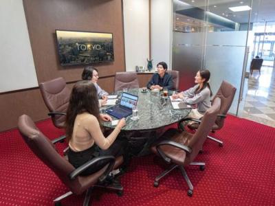 千代田区丸の内の1-3名用オフィス（二重橋前駅徒歩1分、10坪未満）