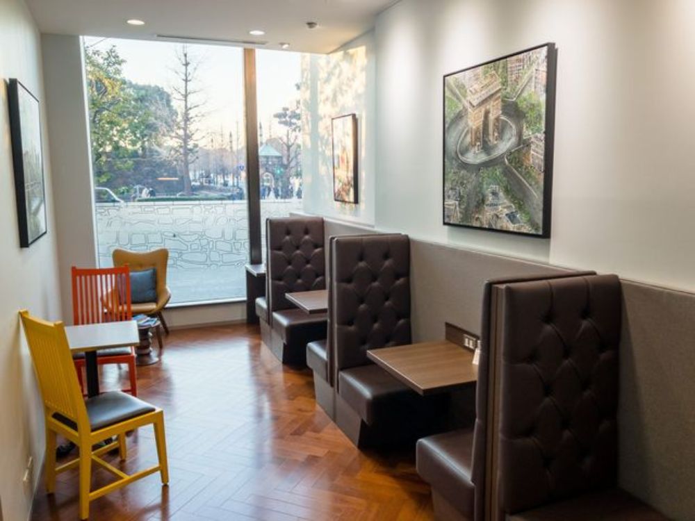 千代田区丸の内の1-3名用オフィス（二重橋前駅徒歩1分、10坪未満）