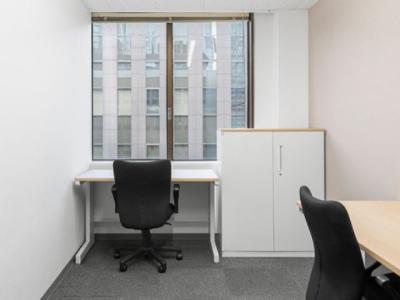 渋谷区千駄ヶ谷のオフィス物件（新宿駅徒歩3分）