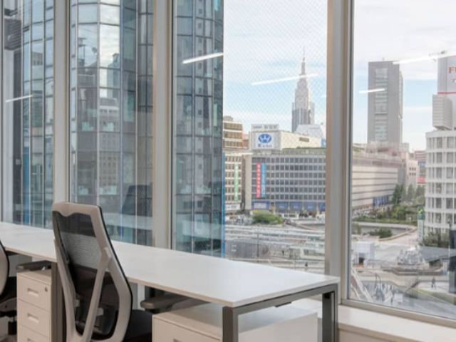 新宿区西新宿のオフィス物件（新宿駅徒歩2分）