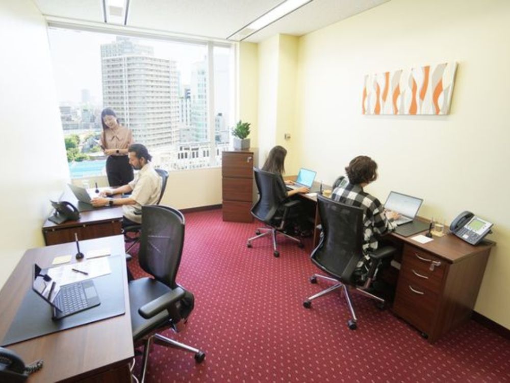 港区北青山の2-3名用オフィス物件（表参道駅徒歩2分、10坪未満）