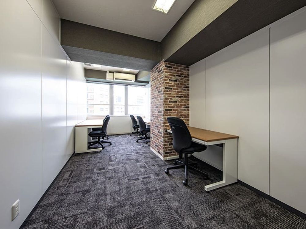 豊島区南大塚の4-8名用オフィス物件（大塚駅徒歩2分、10坪未満）