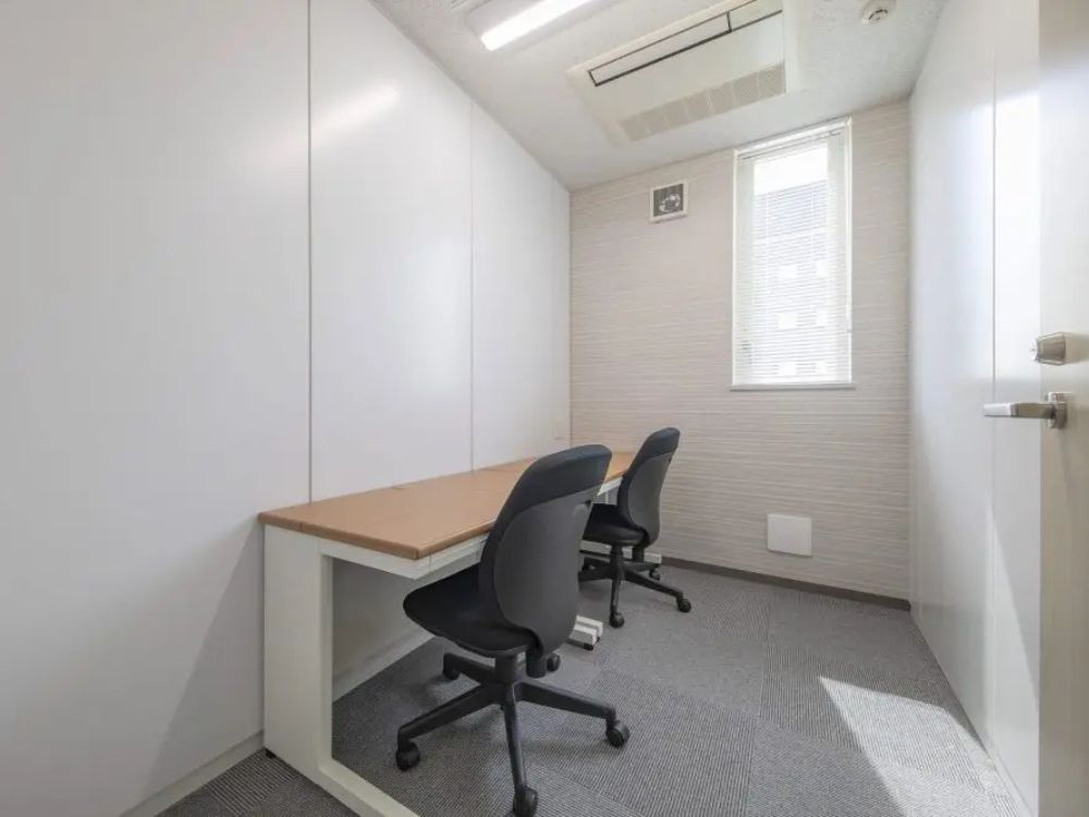 台東区上野の2名用オフィス物件（末広町駅徒歩3分、10坪未満）