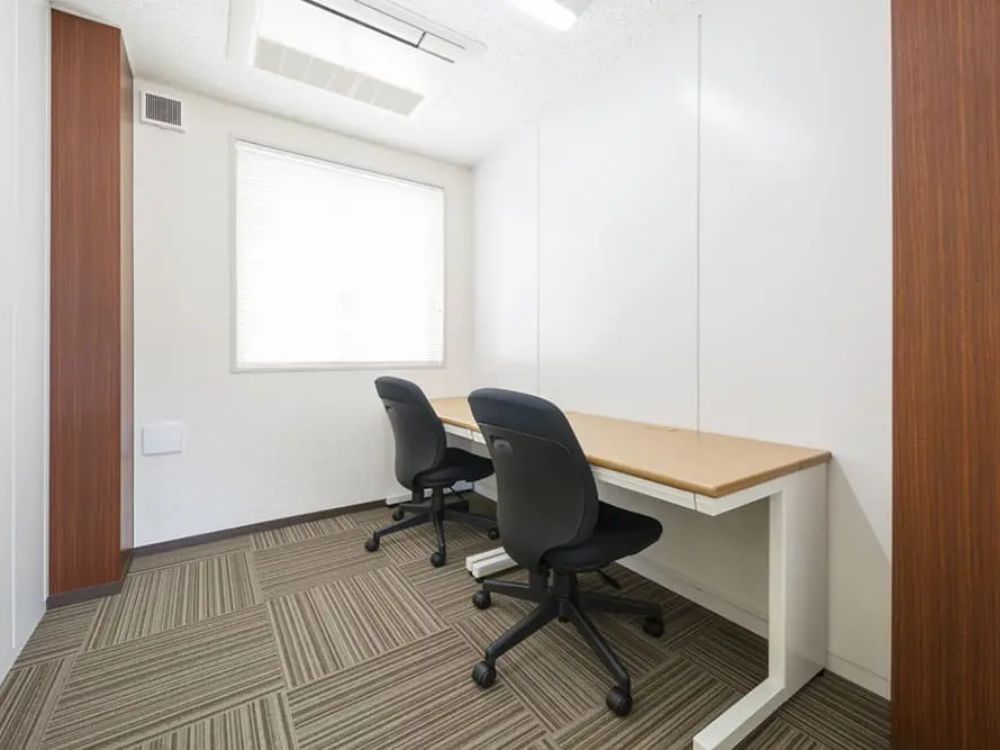 渋谷区代々木の2名用オフィス物件（代々木駅徒歩2分、1坪未満）