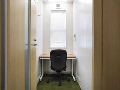 港区赤坂の1名用オフィス物件(溜池山王駅徒歩4分、10坪未満)