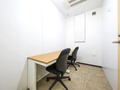 港区新橋の1-2名用オフィス物件(新橋駅徒歩5分、10坪未満)