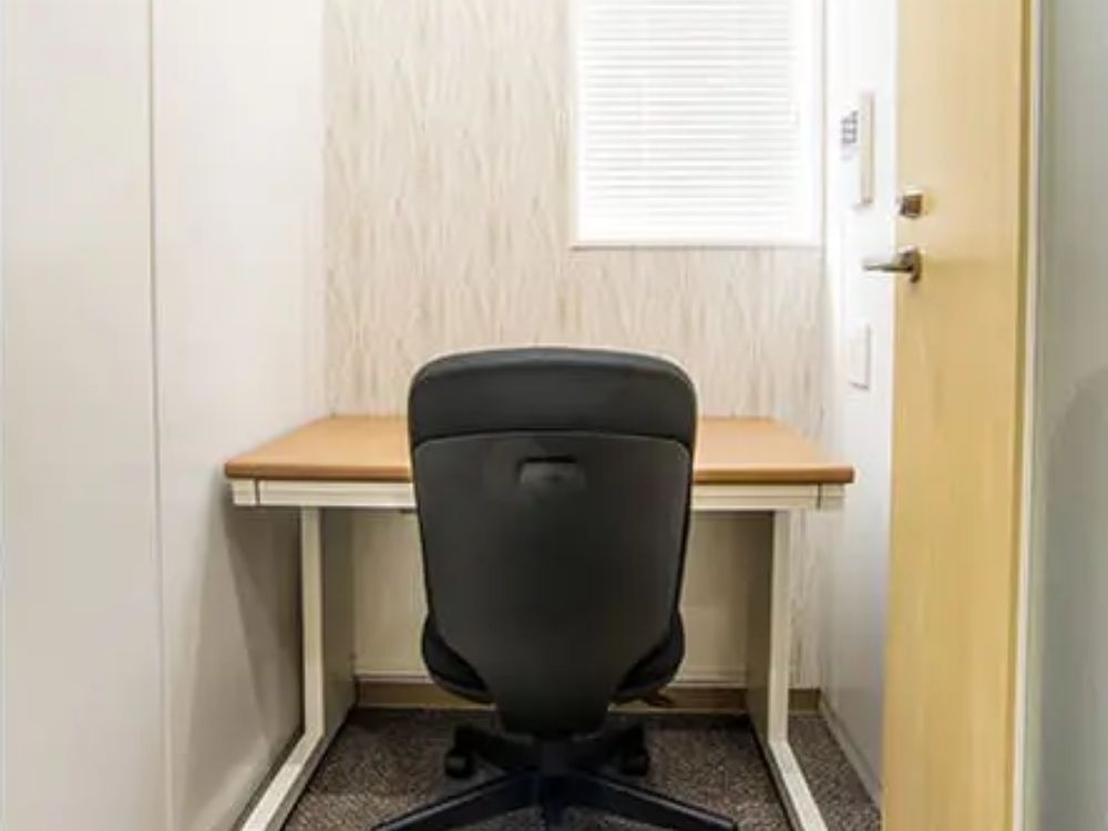 港区芝浦の1名用オフィス物件（田町駅徒歩6分、10坪未満）