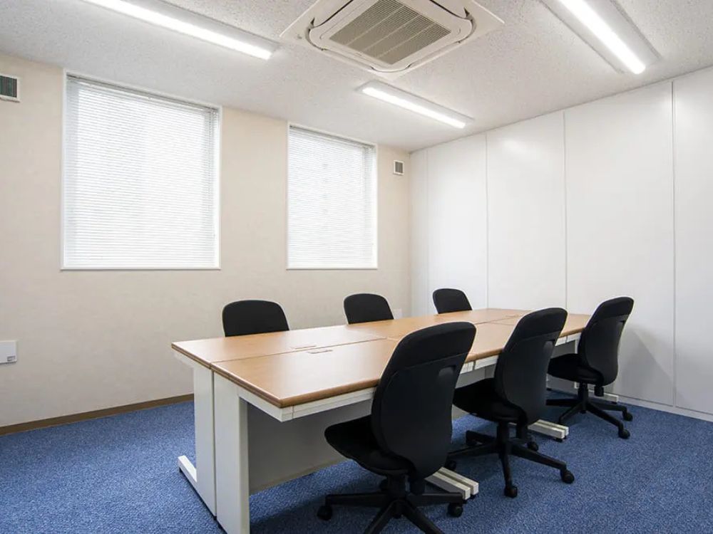 港区芝浦の8名用オフィス物件（田町駅徒歩6分、10坪未満）