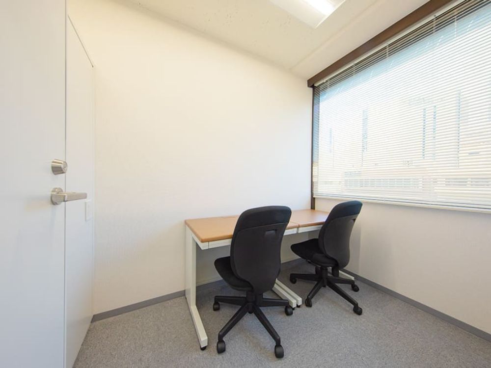 港区浜松町の2名用オフィス物件（浜松町駅徒歩3分、10坪未満）