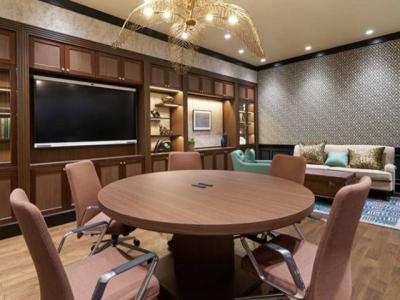 千代田区丸の内のオフィス物件（東京駅徒歩1分）