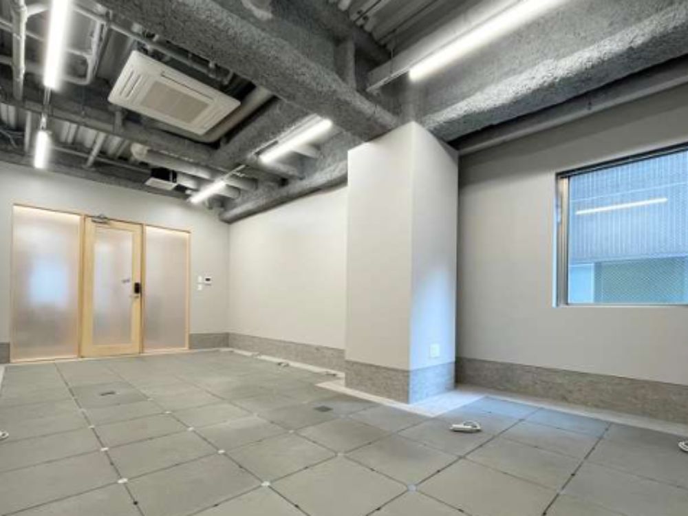 千代田区神田須田町の10名用オフィス物件（神田駅徒歩3分、10坪未満）