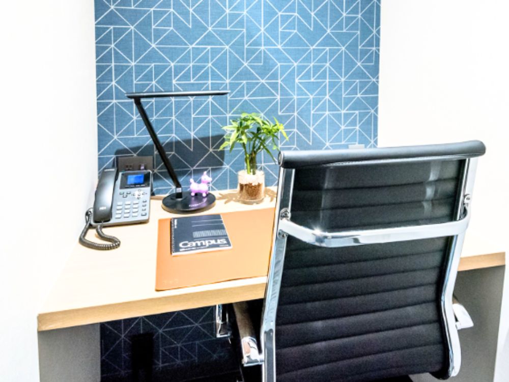 港区高輪の1-4名用オフィス物件（品川駅徒歩4分、10坪未満）