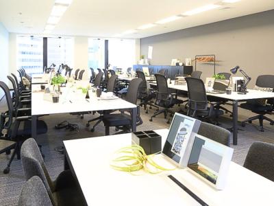 新宿区西新宿のオフィス物件(都庁前駅徒歩1分)