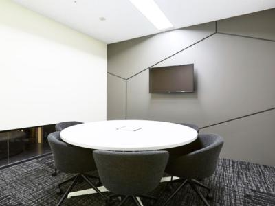 新宿区西新宿のオフィス物件(都庁前駅徒歩1分)