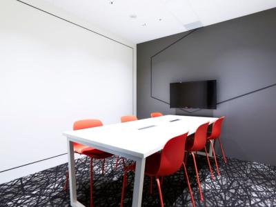 新宿区西新宿のオフィス物件(都庁前駅徒歩1分)